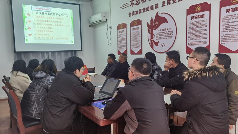 小标题：误区一：只看价格，忽视含金量